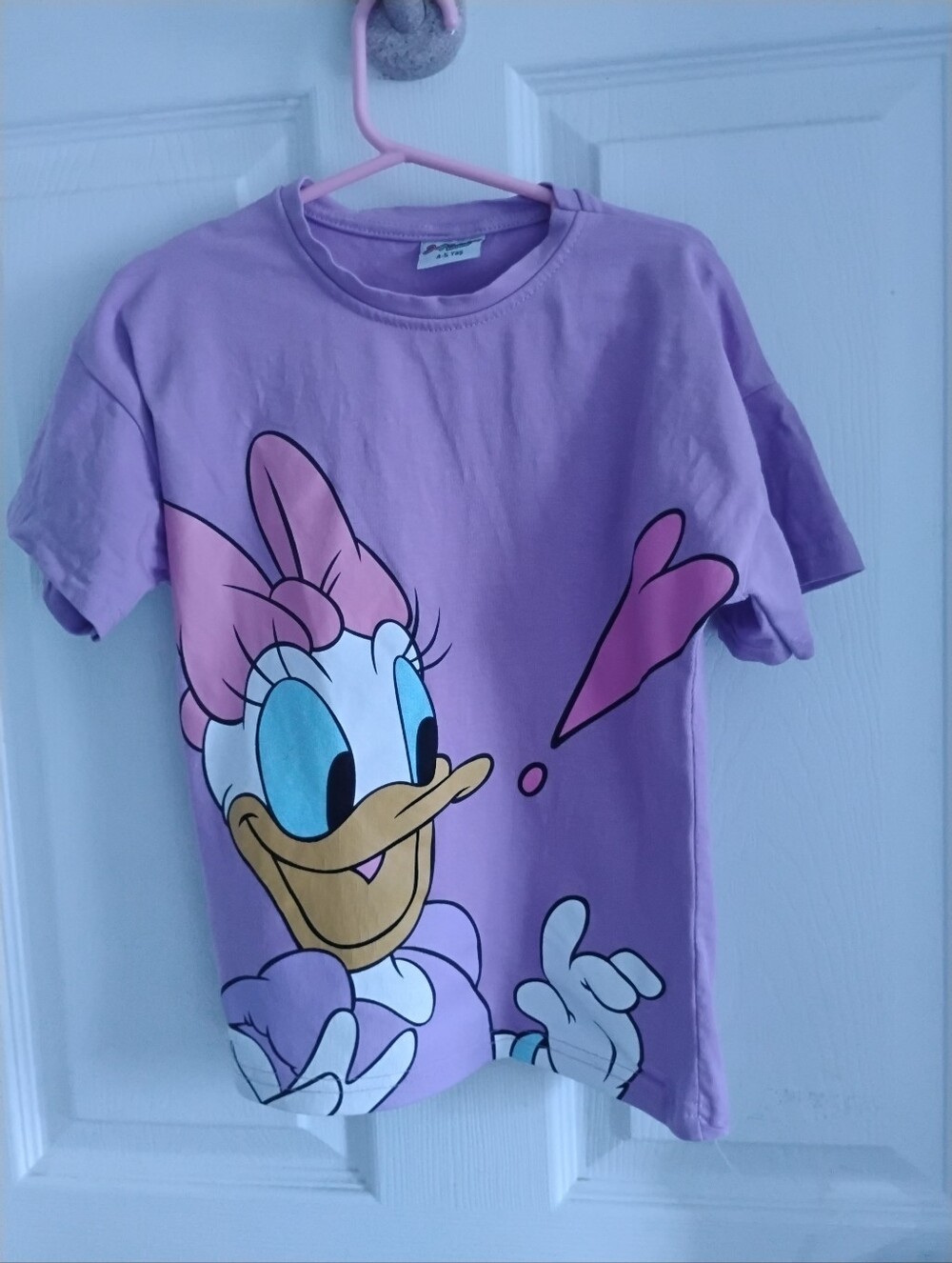 🩷3/$21...Daisy Duck T-Shirt - Size 4T